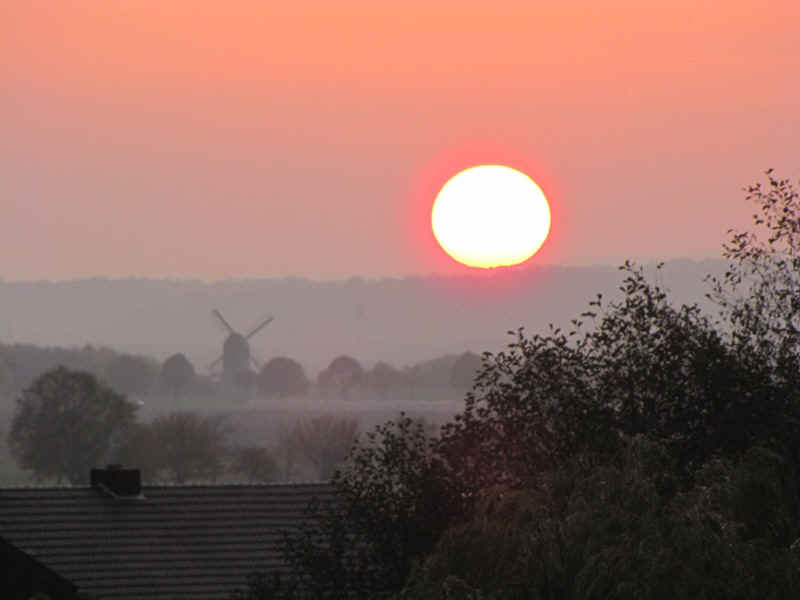 sonne1.jpg (85358 Byte)