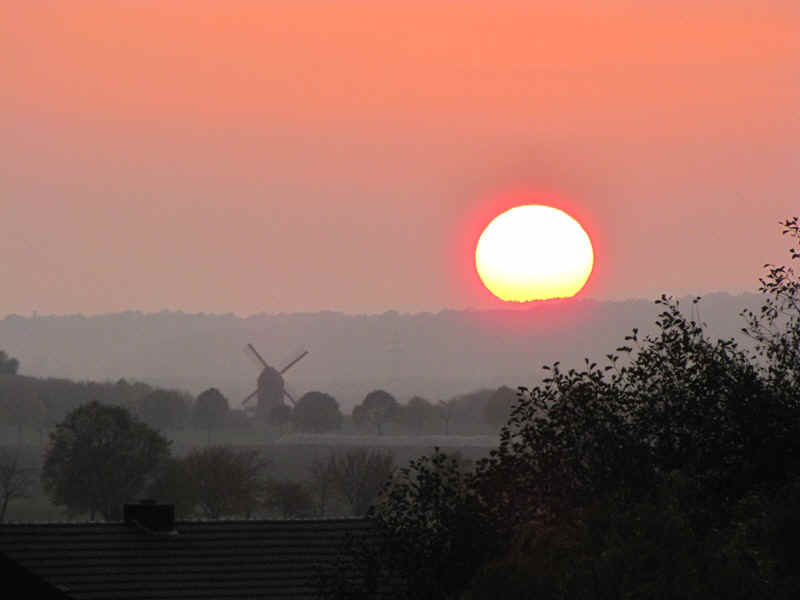 sonne2.jpg (86161 Byte)