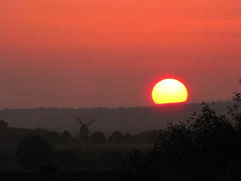 sonne3.jpg (88662 Byte)